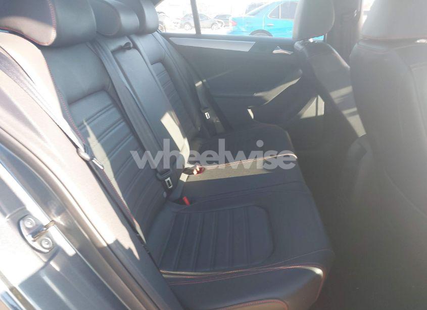 Photo 8 of 2013 Volkswagen Jetta GLI AUTOBAHN W/NAV (VIN 3VW467AJ0DM221467)