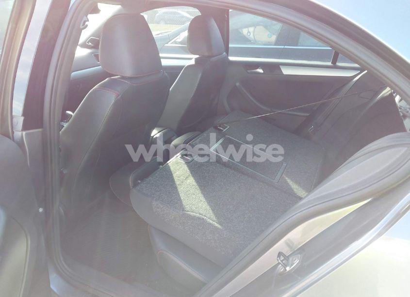 Photo 8 of 2013 Volkswagen Jetta GLI AUTOBAHN W/NAV (VIN 3VW467AJ1DM215368)