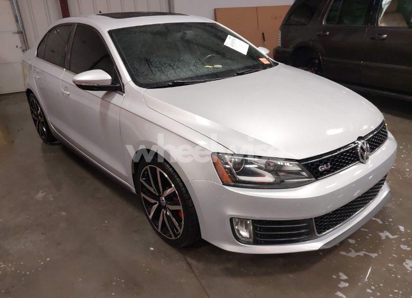 2013 Volkswagen Jetta GLI AUTOBAHN W/NAV (VIN 3VW467AJ4DM256562) main photo
