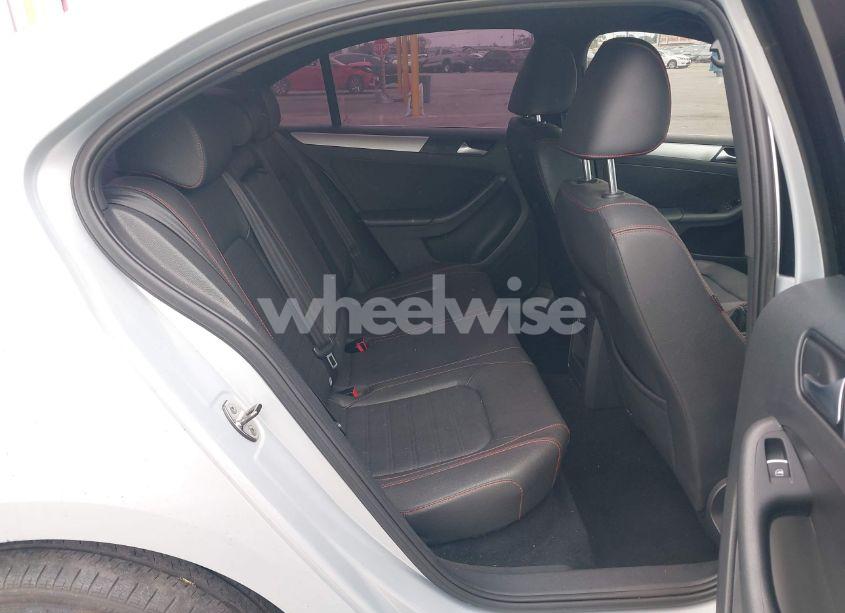 Photo 8 of 2012 Volkswagen Jetta GLI AUTOBAHN (VIN 3VW4A7AJ1CM450205)