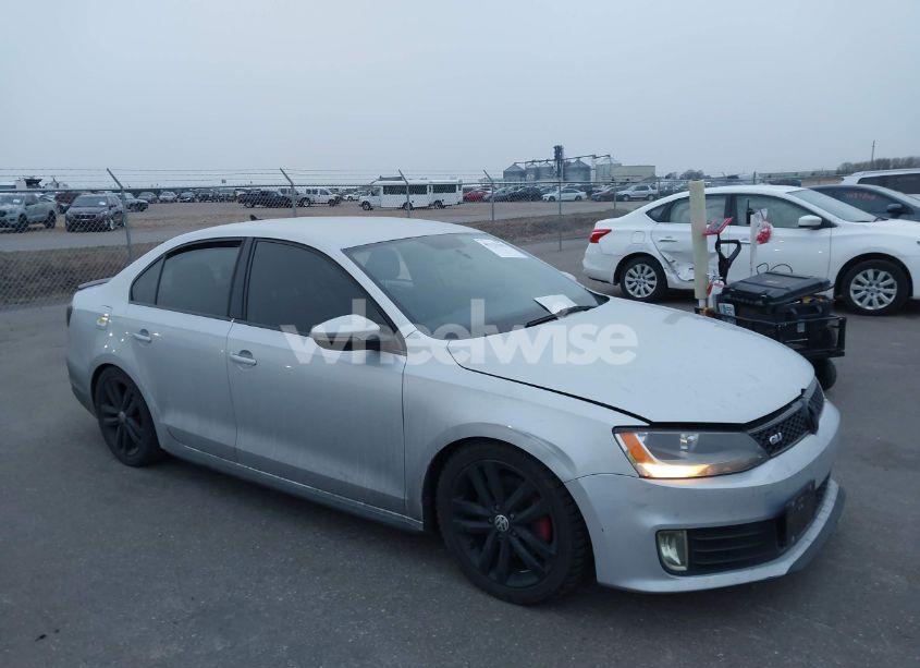 2013 Volkswagen Jetta GLI (VIN 3VW4A7AJ3DM222238) main photo