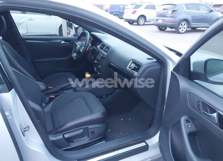 Photo 5 of 2013 Volkswagen Jetta GLI (VIN 3VW4A7AJ3DM222238)