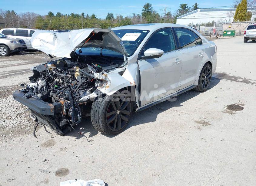 Photo 2 of 2012 Volkswagen Jetta GLI AUTOBAHN (VIN 3VW4A7AJ4CM122888)