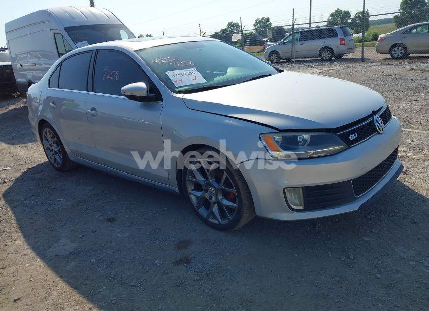 2013 Volkswagen Jetta GLI AUTOBAHN (VIN 3VW4A7AJ5DM237128) main photo