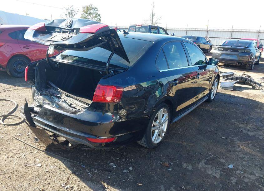 Photo 4 of 2012 Volkswagen Jetta GLI (VIN 3VW4A7AJ7CM089935)