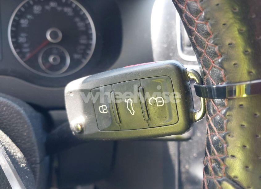 Photo 11 of 2013 Volkswagen Jetta GLI AUTOBAHN W/NAV (VIN 3VW4A7AJ7DM274469)