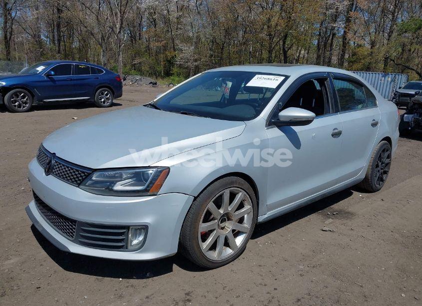 Photo 6 of 2013 Volkswagen Jetta GLI AUTOBAHN W/NAV (VIN 3VW4A7AJ7DM274469)