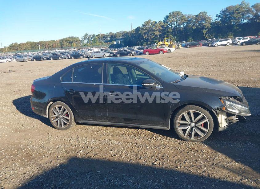 Photo 12 of 2013 Volkswagen Jetta GLI AUTOBAHN W/NAV (VIN 3VW4A7AJ7DM421731)