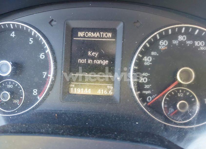 Photo 14 of 2013 Volkswagen Jetta GLI AUTOBAHN W/NAV (VIN 3VW4A7AJ7DM421731)