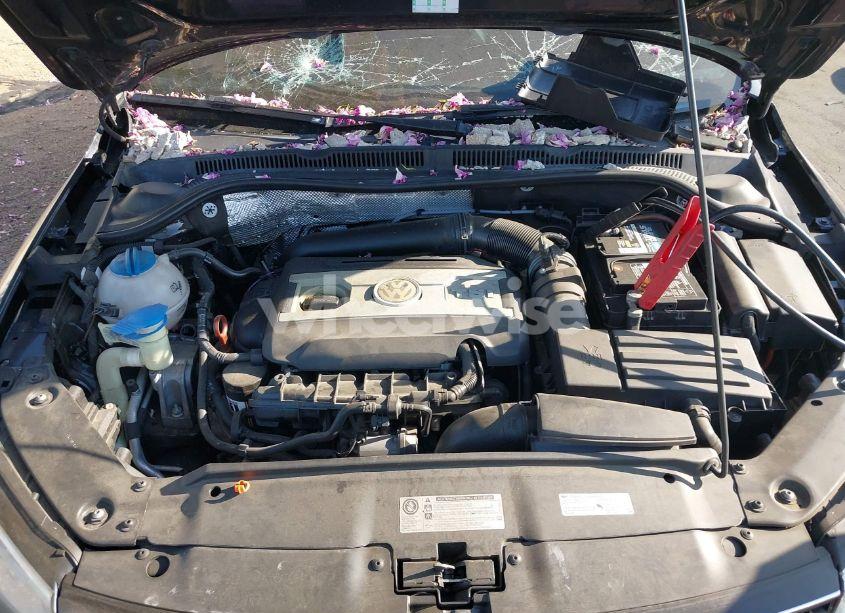 Photo 10 of 2013 Volkswagen Jetta GLI AUTOBAHN (VIN 3VW4A7AJ9DM381412)