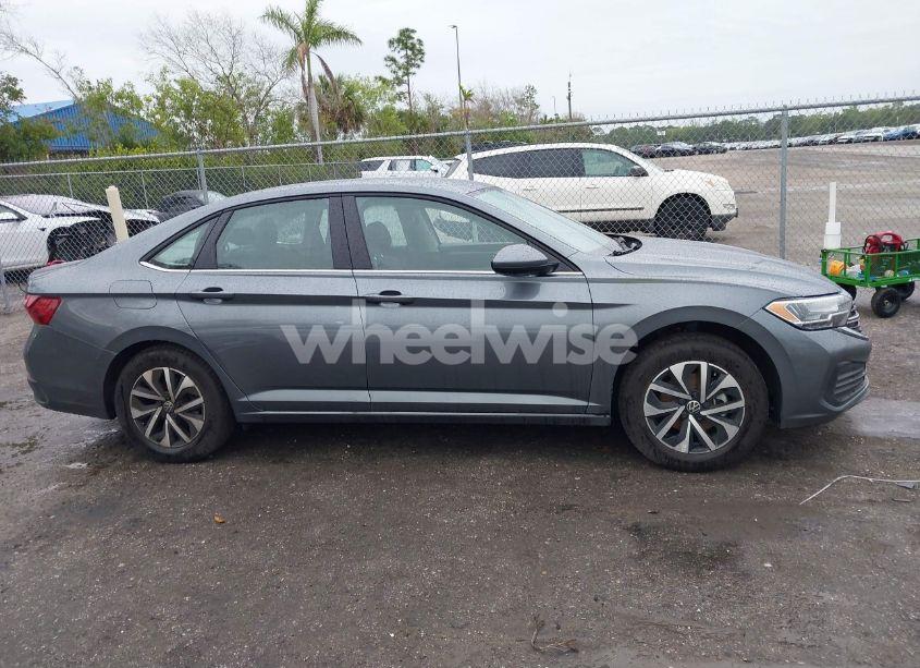 Photo 13 of 2024 Volkswagen Jetta 1.5T S (VIN 3VW4M7BU1RM085811)