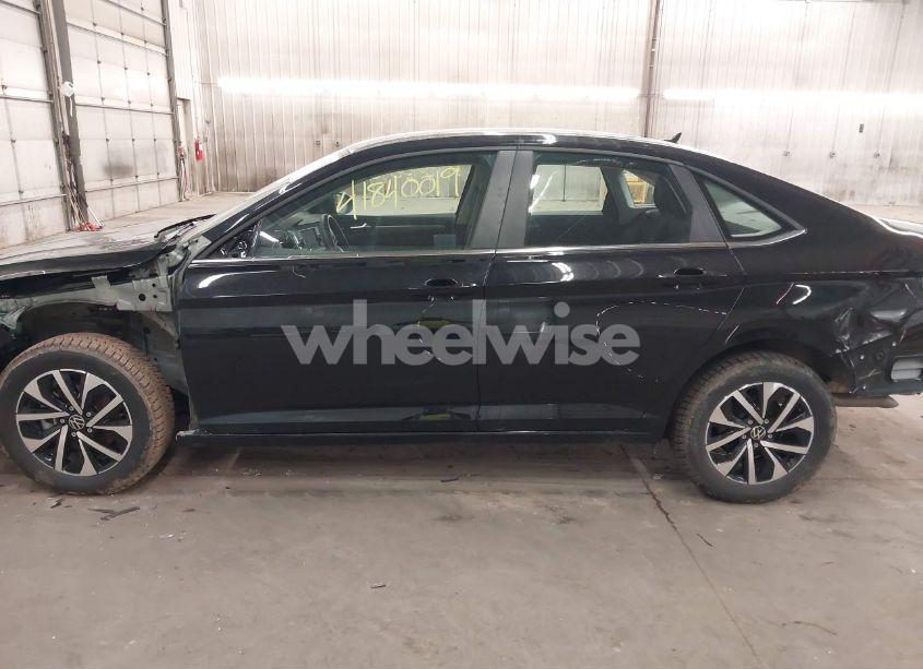 Photo 15 of 2024 Volkswagen Jetta 1.5T S (VIN 3VW4M7BU9RM063829)