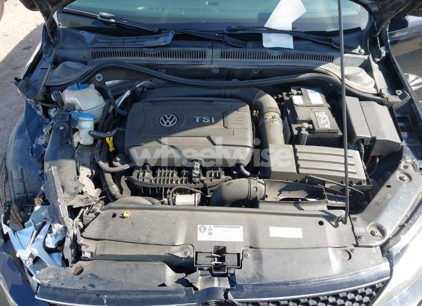 Photo 10 of 2014 Volkswagen Jetta GLI (VIN 3VW4S7AJ1EM240767)