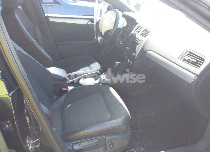 Photo 5 of 2014 Volkswagen Jetta GLI (VIN 3VW4S7AJ1EM240767)