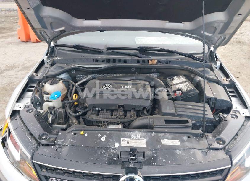 Photo 10 of 2016 Volkswagen Jetta 2.0T GLI SEL (VIN 3VW4S7AJ1GM274842)