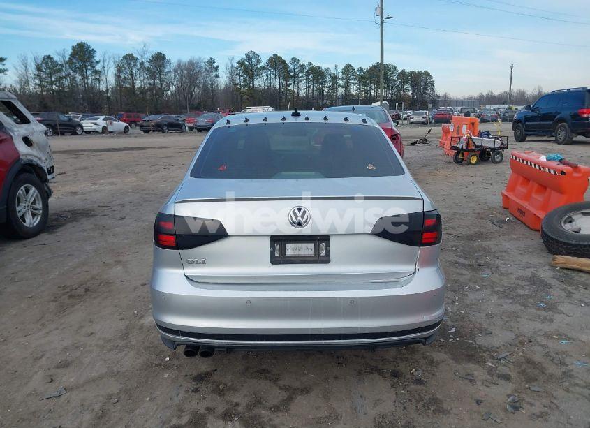 Photo 16 of 2016 Volkswagen Jetta 2.0T GLI SEL (VIN 3VW4S7AJ1GM274842)