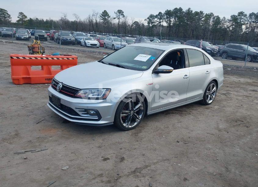 Photo 2 of 2016 Volkswagen Jetta 2.0T GLI SEL (VIN 3VW4S7AJ1GM274842)