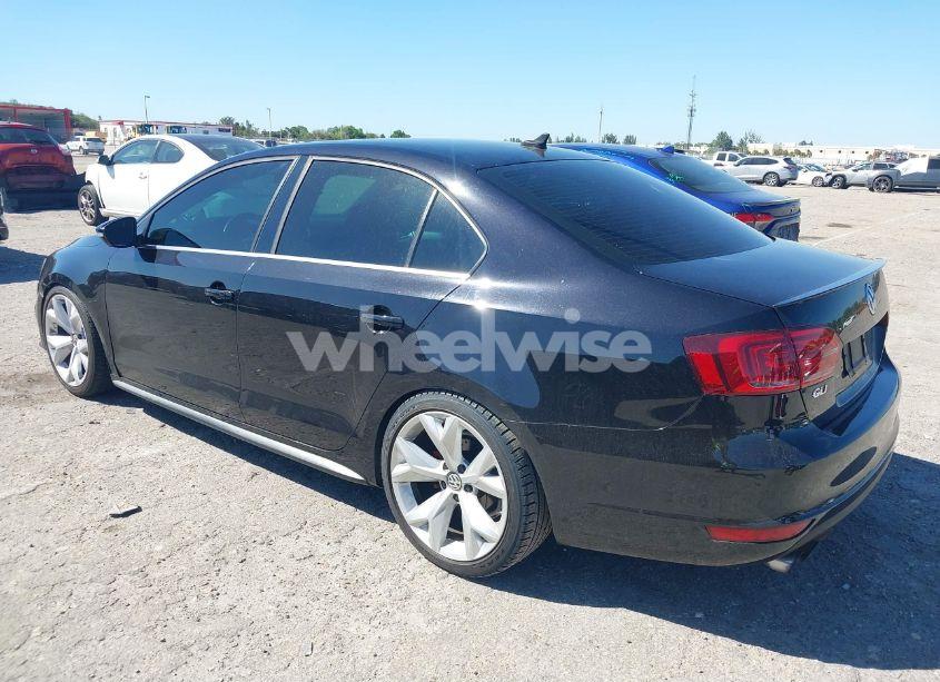 Photo 3 of 2014 Volkswagen Jetta GLI AUTOBAHN W/NAV (VIN 3VW4S7AJ2EM230779)