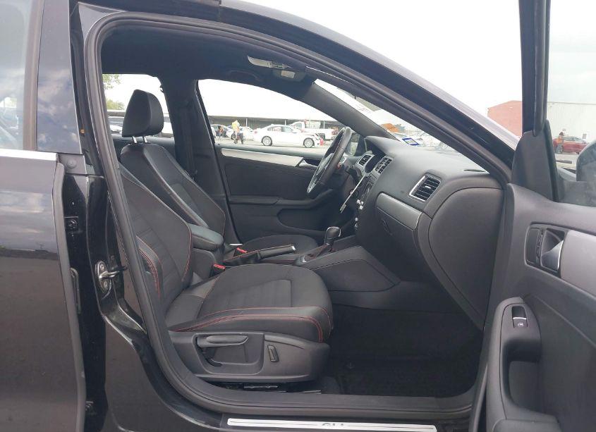 Photo 5 of 2014 Volkswagen Jetta GLI (VIN 3VW4S7AJ2EM359573)