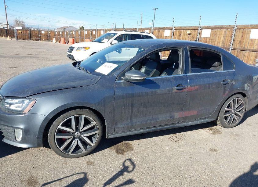 Photo 14 of 2014 Volkswagen Jetta GLI AUTOBAHN W/NAV (VIN 3VW4S7AJ2EM372744)