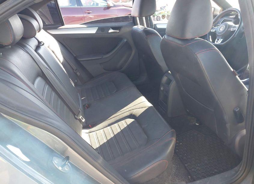 Photo 8 of 2014 Volkswagen Jetta GLI AUTOBAHN W/NAV (VIN 3VW4S7AJ2EM372744)