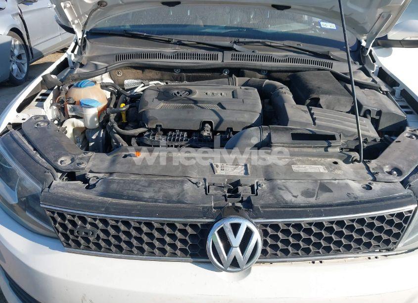 Photo 10 of 2013 Volkswagen Jetta GLI AUTOBAHN W/NAV (VIN 3VW4S7AJ6DM297898)