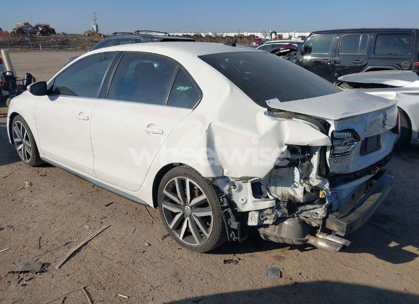 Photo 3 of 2013 Volkswagen Jetta GLI AUTOBAHN W/NAV (VIN 3VW4S7AJ6DM297898)