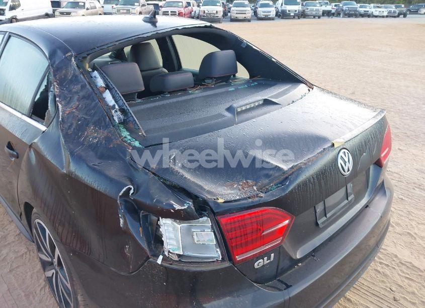 Photo 6 of 2013 Volkswagen Jetta GLI AUTOBAHN (VIN 3VW4S7AJ9DM302947)