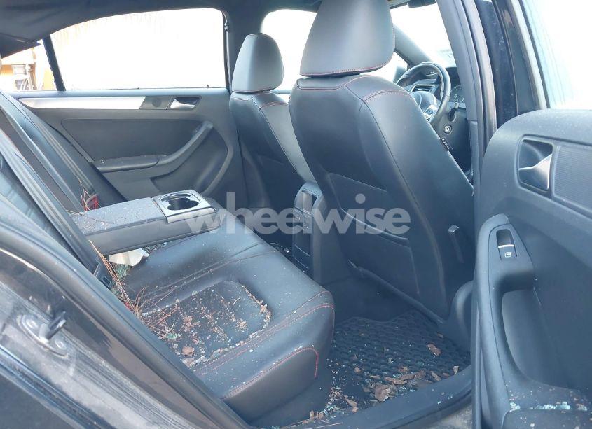 Photo 8 of 2013 Volkswagen Jetta GLI AUTOBAHN (VIN 3VW4S7AJ9DM302947)