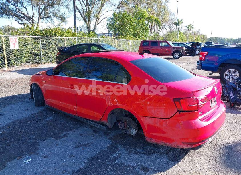 Photo 3 of 2016 Volkswagen Jetta 2.0T GLI SEL (VIN 3VW4S7AJXGM256047)