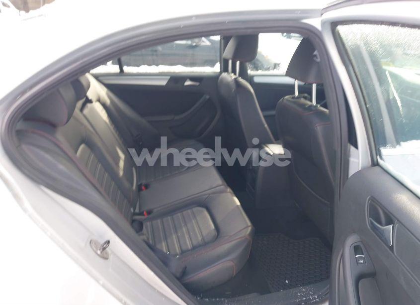 Photo 8 of 2013 Volkswagen Jetta GLI AUTOBAHN W/NAV (VIN 3VW4T7AJ1DM310716)