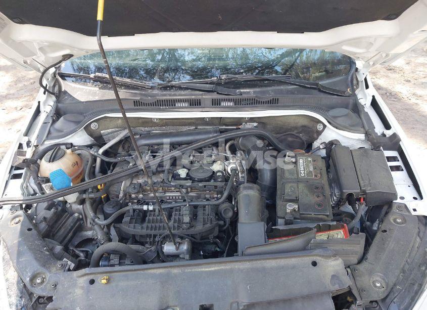 Photo 10 of 2017 Volkswagen Jetta GLI (VIN 3VW4T7AJ1HM400065)