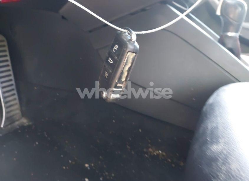 Photo 11 of 2017 Volkswagen Jetta GLI (VIN 3VW4T7AJ1HM400065)