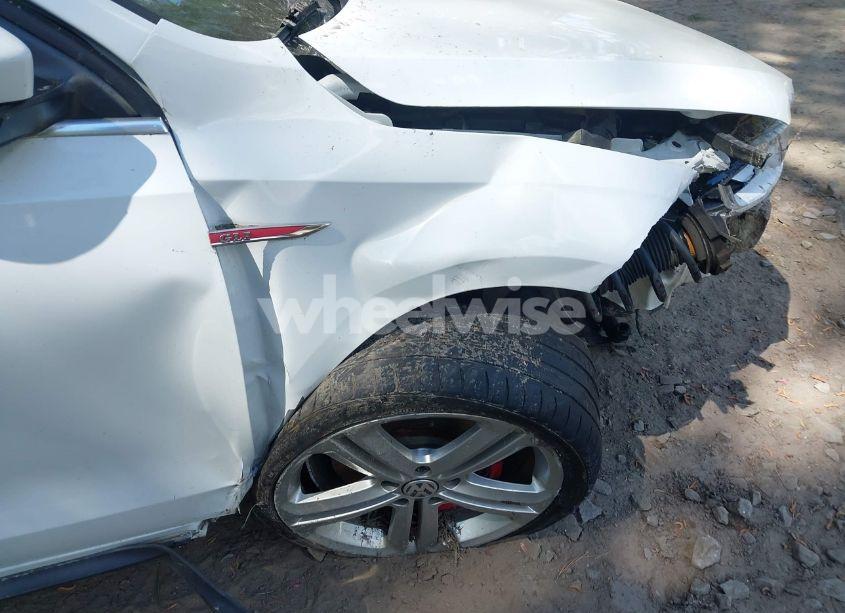 Photo 6 of 2017 Volkswagen Jetta GLI (VIN 3VW4T7AJ1HM400065)