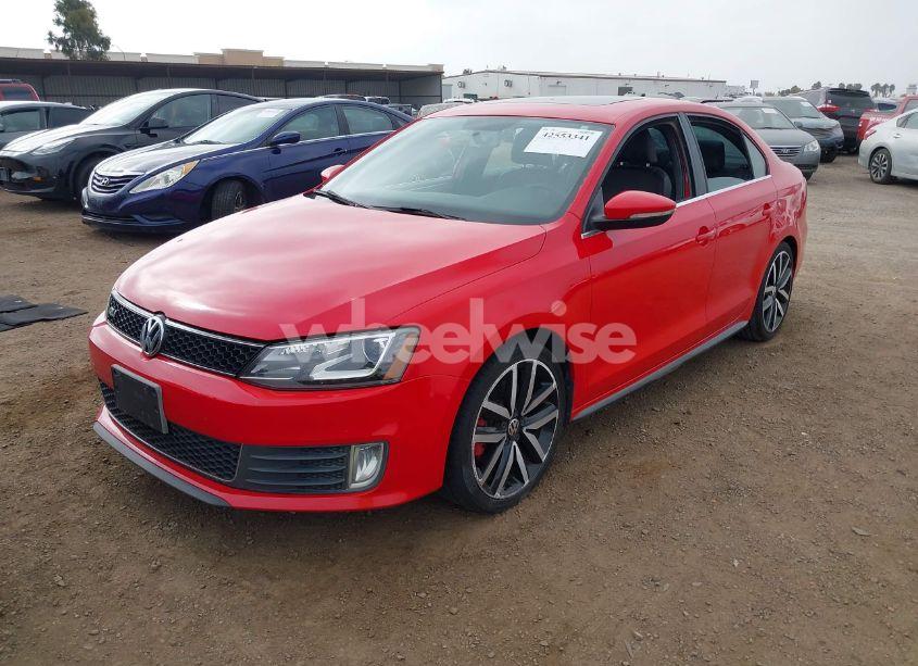 Photo 2 of 2014 Volkswagen Jetta GLI AUTOBAHN W/NAV (VIN 3VW4T7AJ2EM246347)