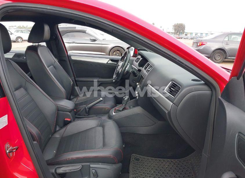 Photo 5 of 2014 Volkswagen Jetta GLI AUTOBAHN W/NAV (VIN 3VW4T7AJ2EM246347)