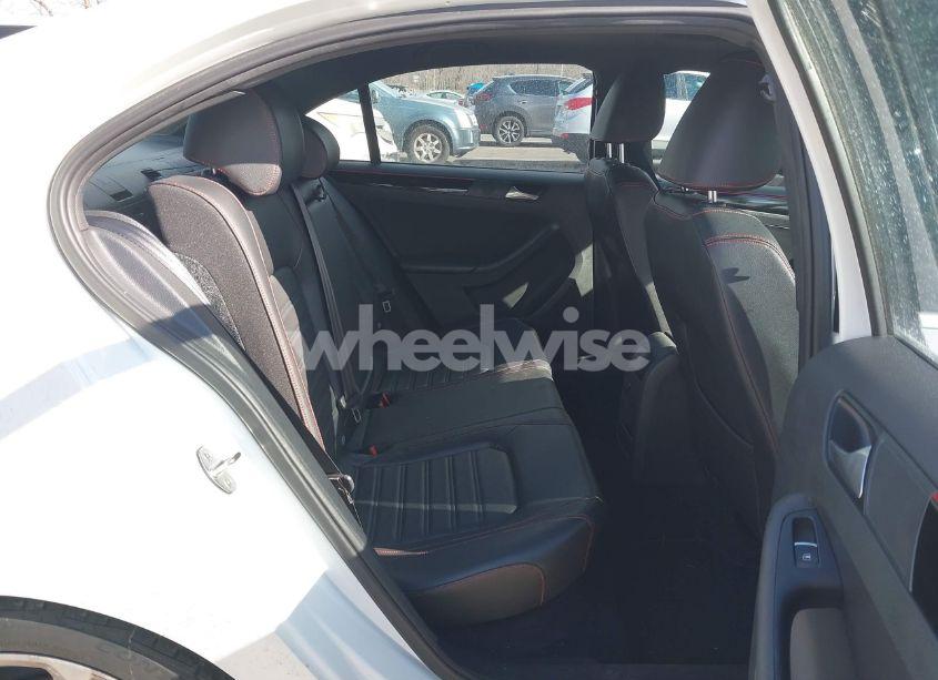 Photo 8 of 2017 Volkswagen Jetta GLI (VIN 3VW4T7AJ2HM342791)