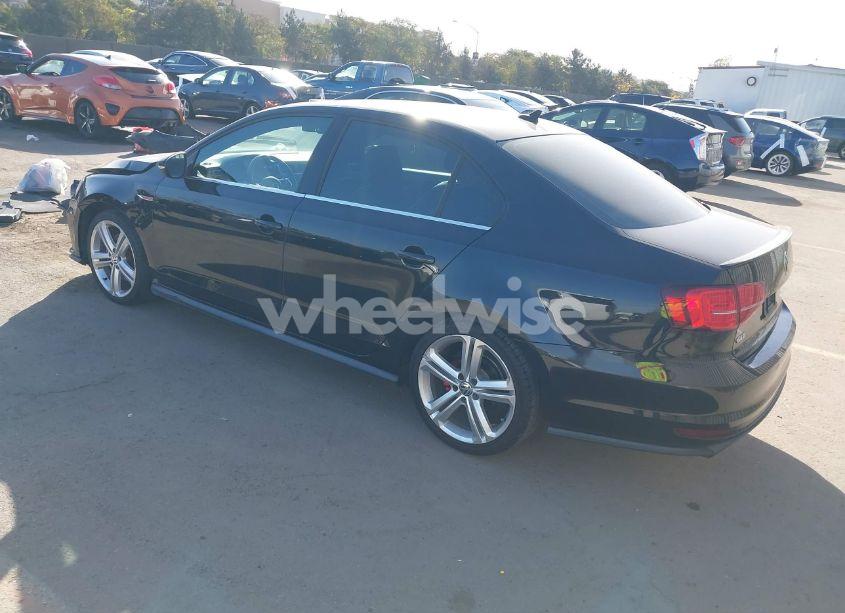 Photo 3 of 2016 Volkswagen Jetta 2.0T GLI SEL (VIN 3VW4T7AJ3GM357024)