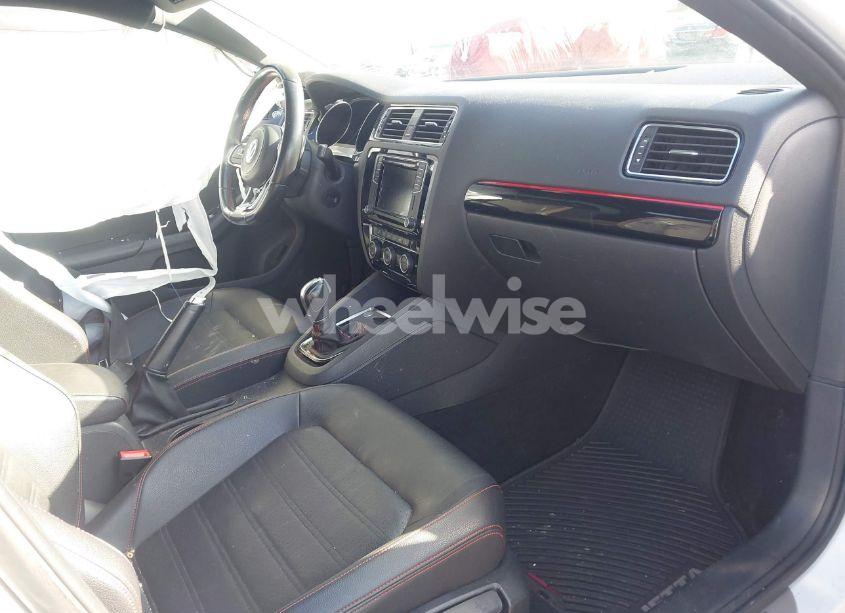 Photo 5 of 2017 Volkswagen Jetta GLI (VIN 3VW4T7AJ3HM348891)