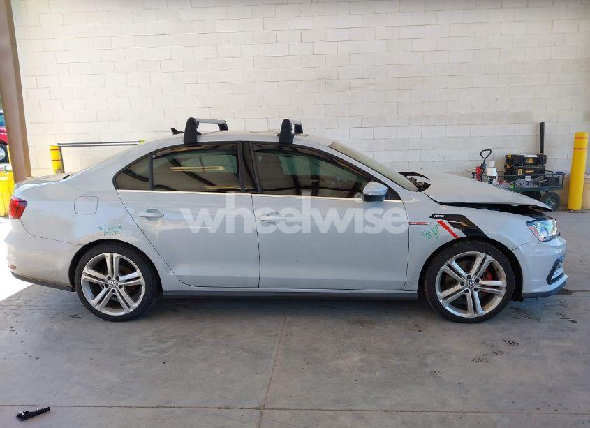 Photo 13 of 2017 Volkswagen Jetta GLI (VIN 3VW4T7AJ4HM407124)