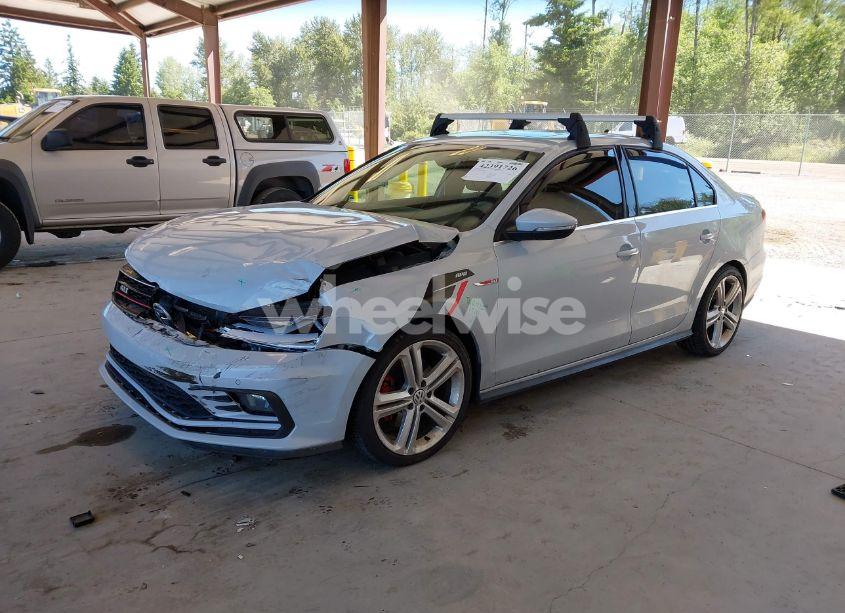 Photo 2 of 2017 Volkswagen Jetta GLI (VIN 3VW4T7AJ4HM407124)