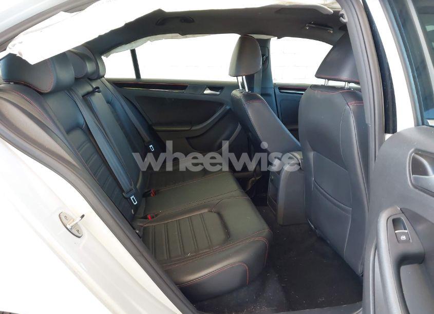 Photo 8 of 2017 Volkswagen Jetta GLI (VIN 3VW4T7AJ4HM407124)