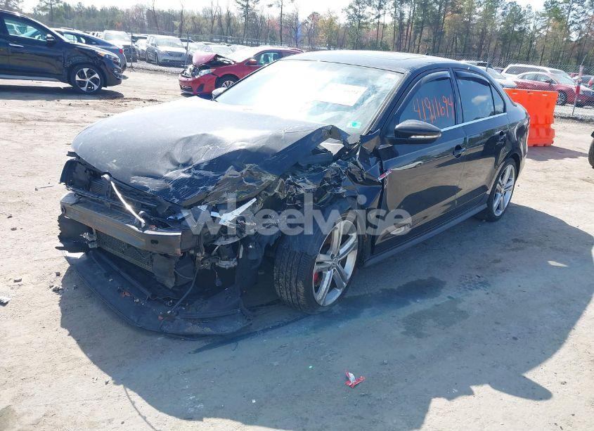 Photo 2 of 2017 Volkswagen Jetta GLI (VIN 3VW4T7AJ4HM409794)