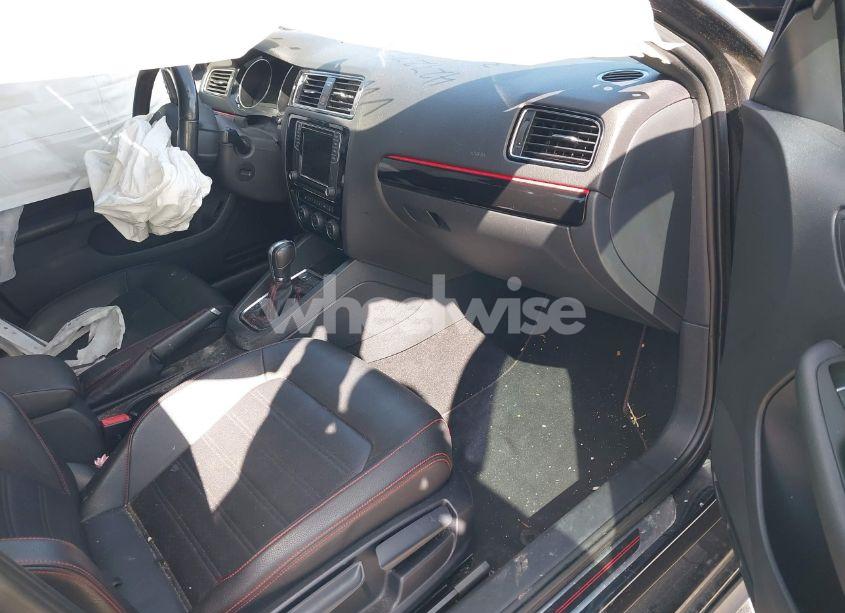 Photo 5 of 2017 Volkswagen Jetta GLI (VIN 3VW4T7AJ4HM409794)