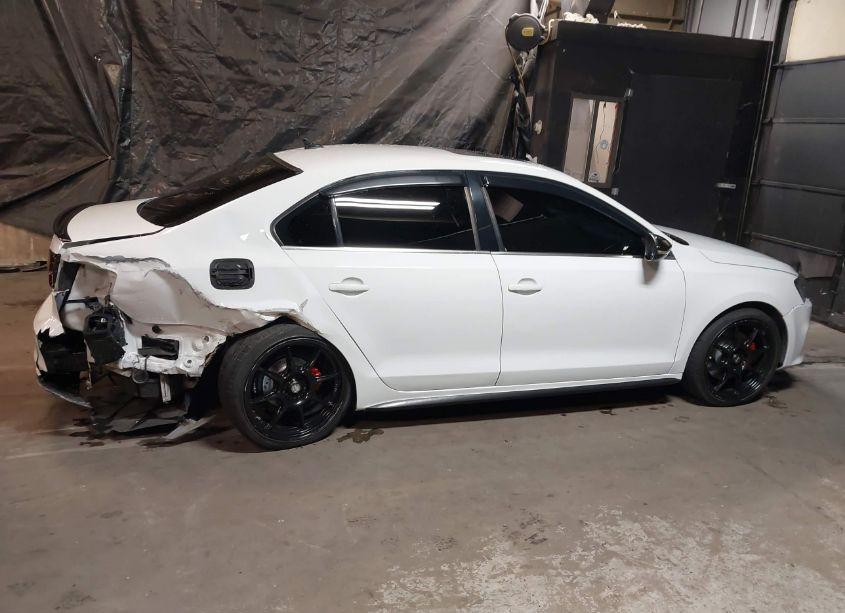 Photo 13 of 2015 Volkswagen Jetta 2.0T GLI SE (VIN 3VW4T7AJ5FM419084)