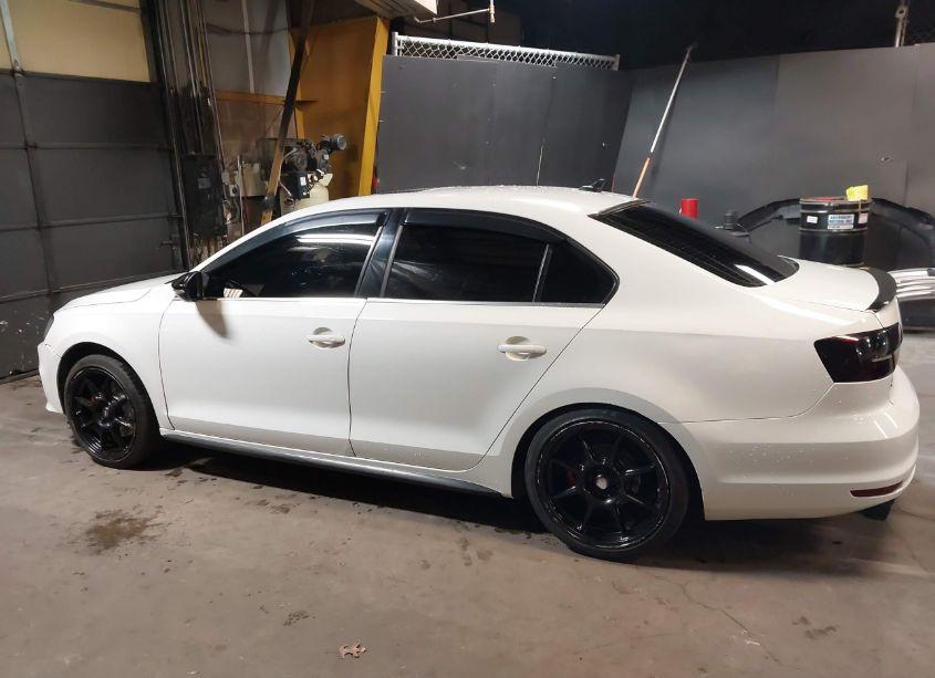 Photo 14 of 2015 Volkswagen Jetta 2.0T GLI SE (VIN 3VW4T7AJ5FM419084)