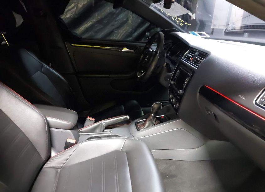 Photo 5 of 2015 Volkswagen Jetta 2.0T GLI SE (VIN 3VW4T7AJ5FM419084)