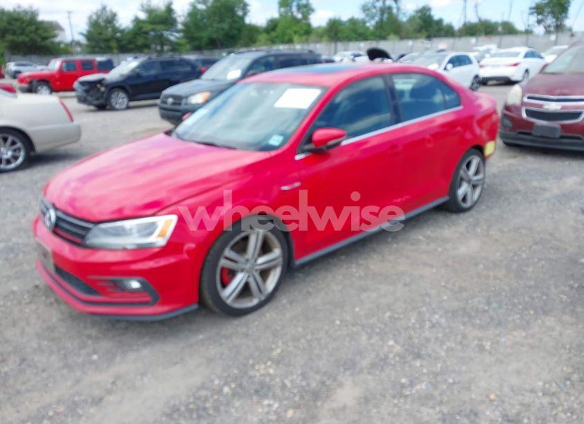 Photo 2 of 2016 Volkswagen Jetta 2.0T GLI SE (VIN 3VW4T7AJ5GM299529)