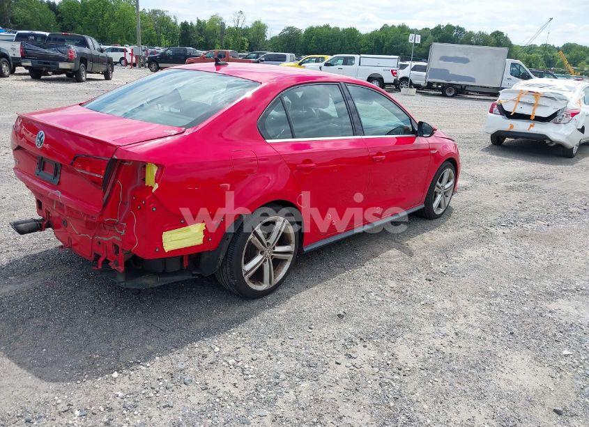 Photo 4 of 2016 Volkswagen Jetta 2.0T GLI SE (VIN 3VW4T7AJ5GM299529)