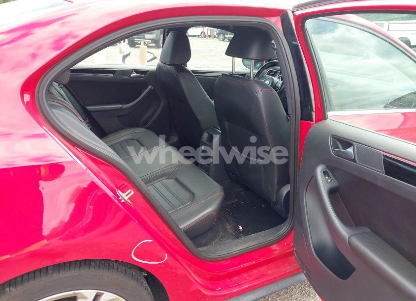 Photo 8 of 2016 Volkswagen Jetta 2.0T GLI SE (VIN 3VW4T7AJ5GM299529)